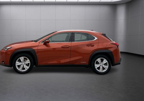 Lexus UX, 2020