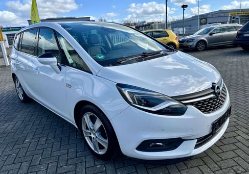 Opel Zafira, 2017
