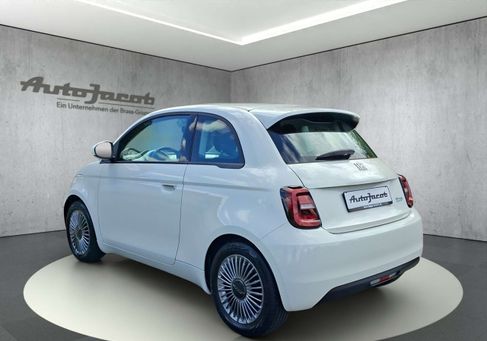 Fiat 500, 2024