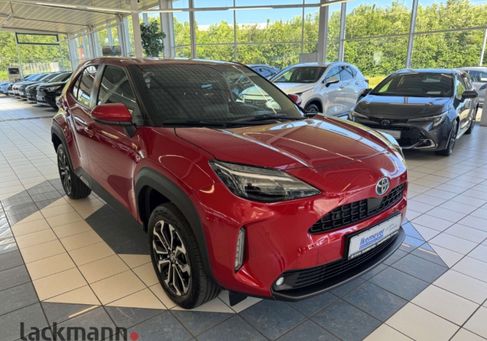 Toyota Yaris Cross, 2024 3