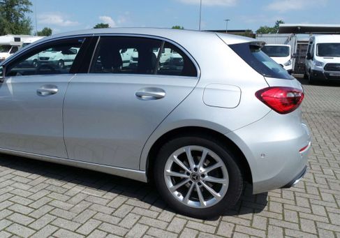 Mercedes-Benz A 180, 2020