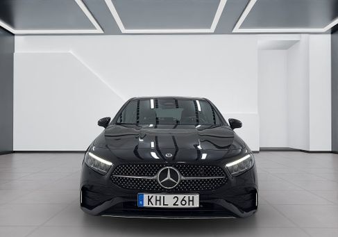 Mercedes-Benz A 200, 2023