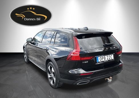 Volvo V60 Cross Country, 2020