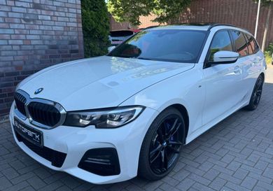 BMW 330, 2021