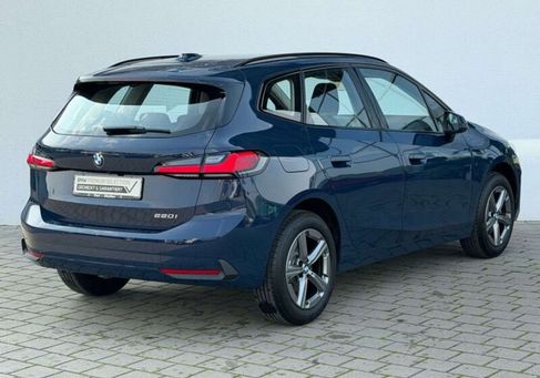 BMW 220, 2025 3