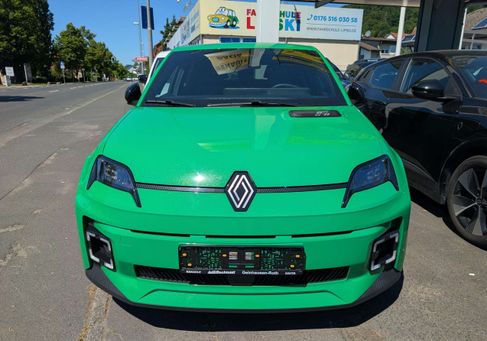 Renault R 5, 2025