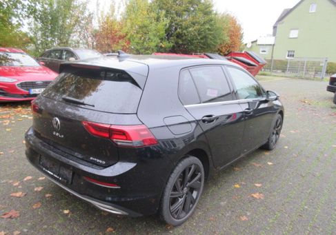 Volkswagen Golf, 2023 3