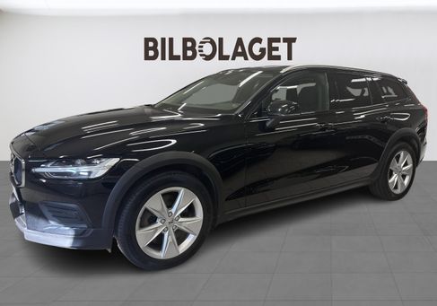 Volvo V60 Cross Country, 2022
