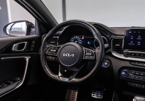 Kia Pro cee'd, 2023