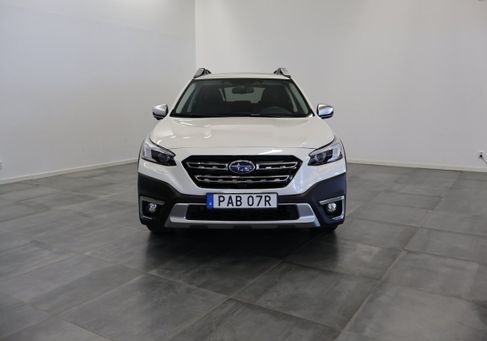 Subaru OUTBACK, 2025