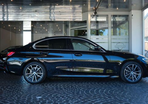 BMW 318, 2022