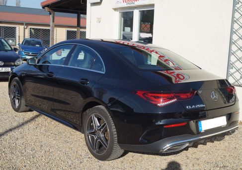 Mercedes-Benz CLA 250, 2021