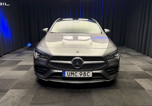 Mercedes-Benz CLA 200, 2021