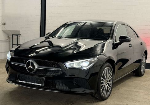 Mercedes-Benz CLA 250, 2022
