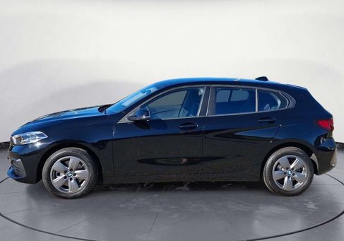 BMW 118, 2023 3