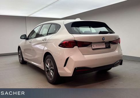 BMW 120, 2025