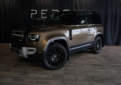Land Rover Defender, 2021