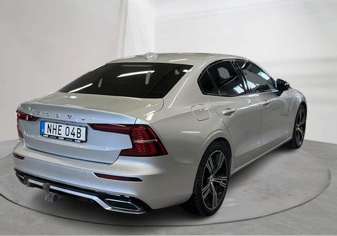 Volvo S60, 2022