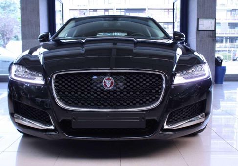 Jaguar XF, 2018