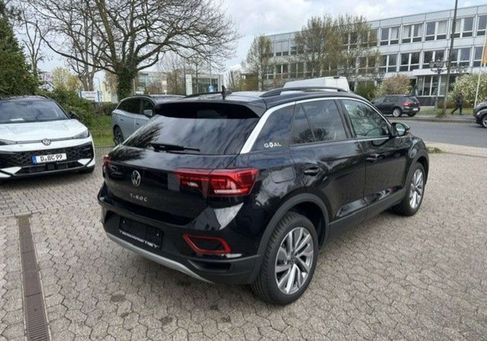 Volkswagen T-Roc, 2025 3