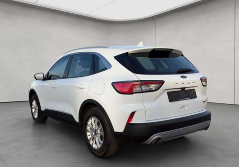 Ford Kuga, 2022