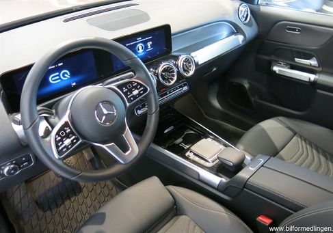 Mercedes-Benz EQB, 2023