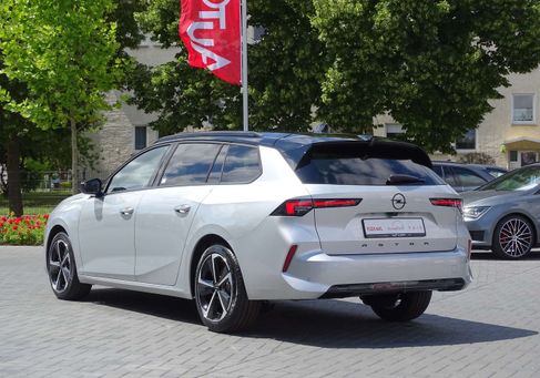 Opel Astra, 2025