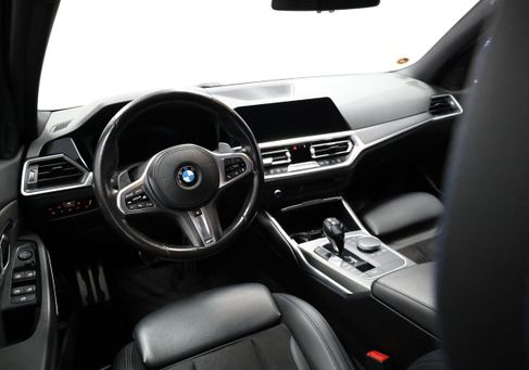 BMW 320, 2021