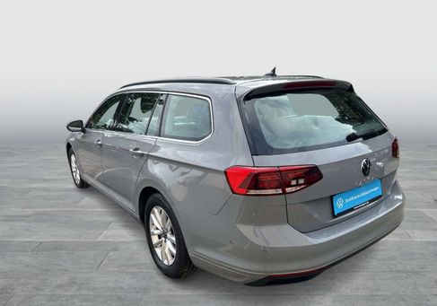 Volkswagen Passat Variant, 2023 3