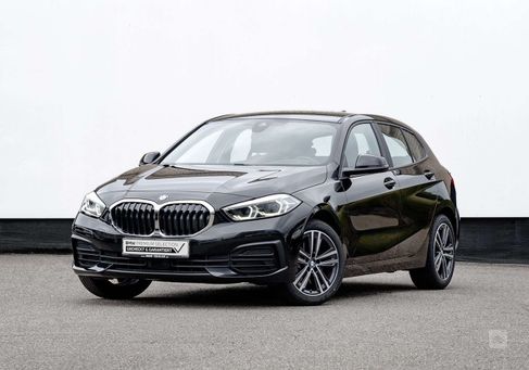 BMW 118, 2023