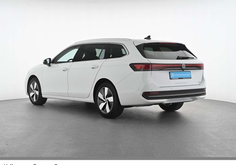 Volkswagen Passat Variant, 2025