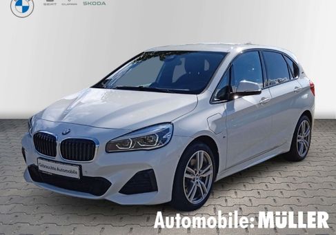 BMW 225, 2019