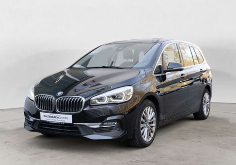 BMW 218, 2022