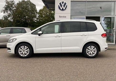 Volkswagen Touran, 2024 2