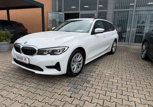 BMW 318, 2021