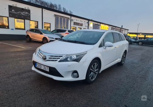 Toyota Avensis, 2013