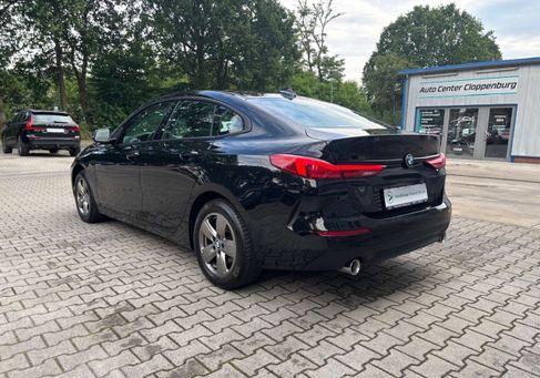 BMW 218, 2022 3