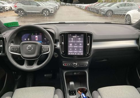 Volvo XC40, 2024 3