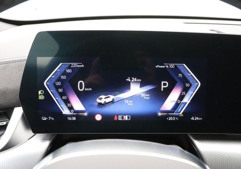 BMW iX, 2025