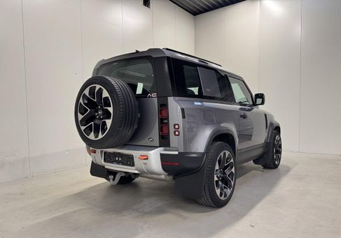 Land Rover, 2022