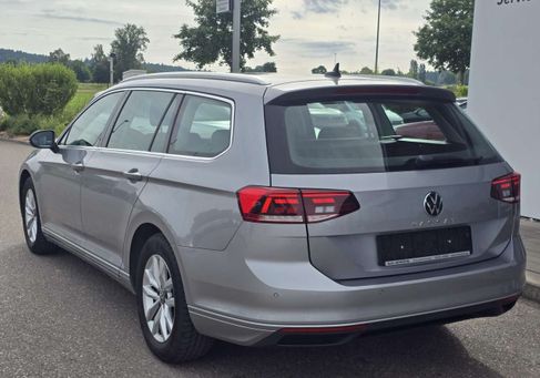 Volkswagen Passat Variant, 2022 3
