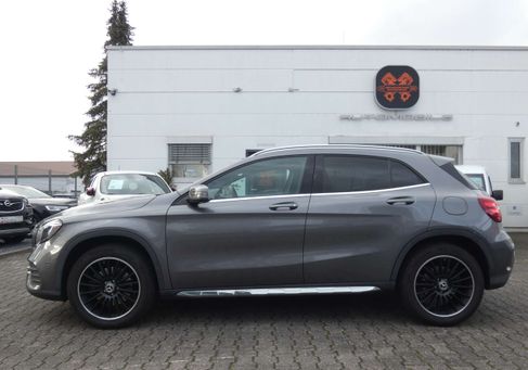 Mercedes-Benz GLA 220, 2019