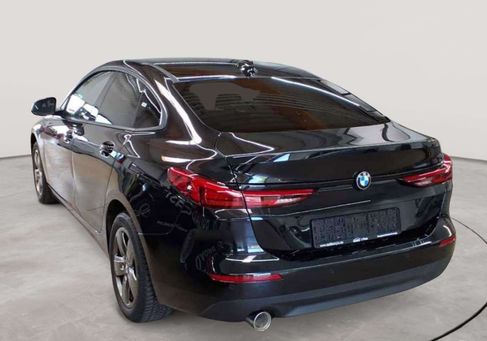 BMW 216, 2023