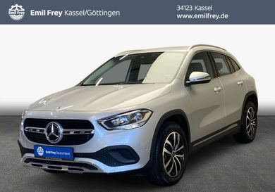Mercedes-Benz GLA 180, 2022