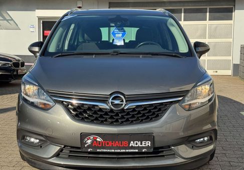 Opel Zafira Tourer, 2017