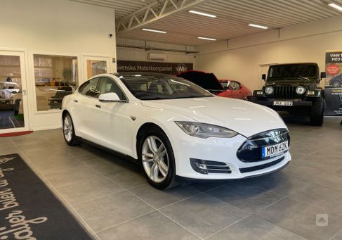 Tesla Model S, 2013