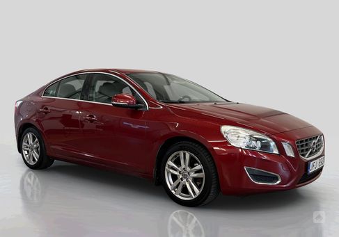 Volvo S60, 2011