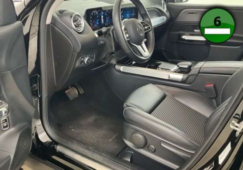 Mercedes-Benz GLB 180, 2021