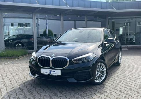 BMW 120, 2023