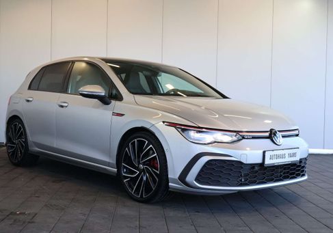 Volkswagen Golf, 2022